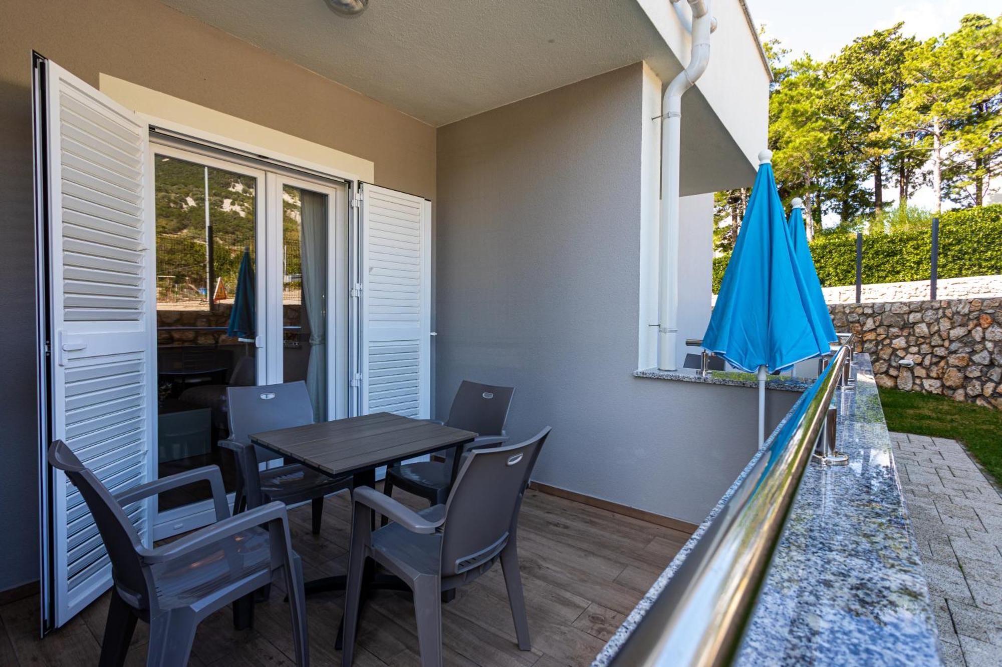Apartments Crnekovic Tomislava 8A Baška Dış mekan fotoğraf