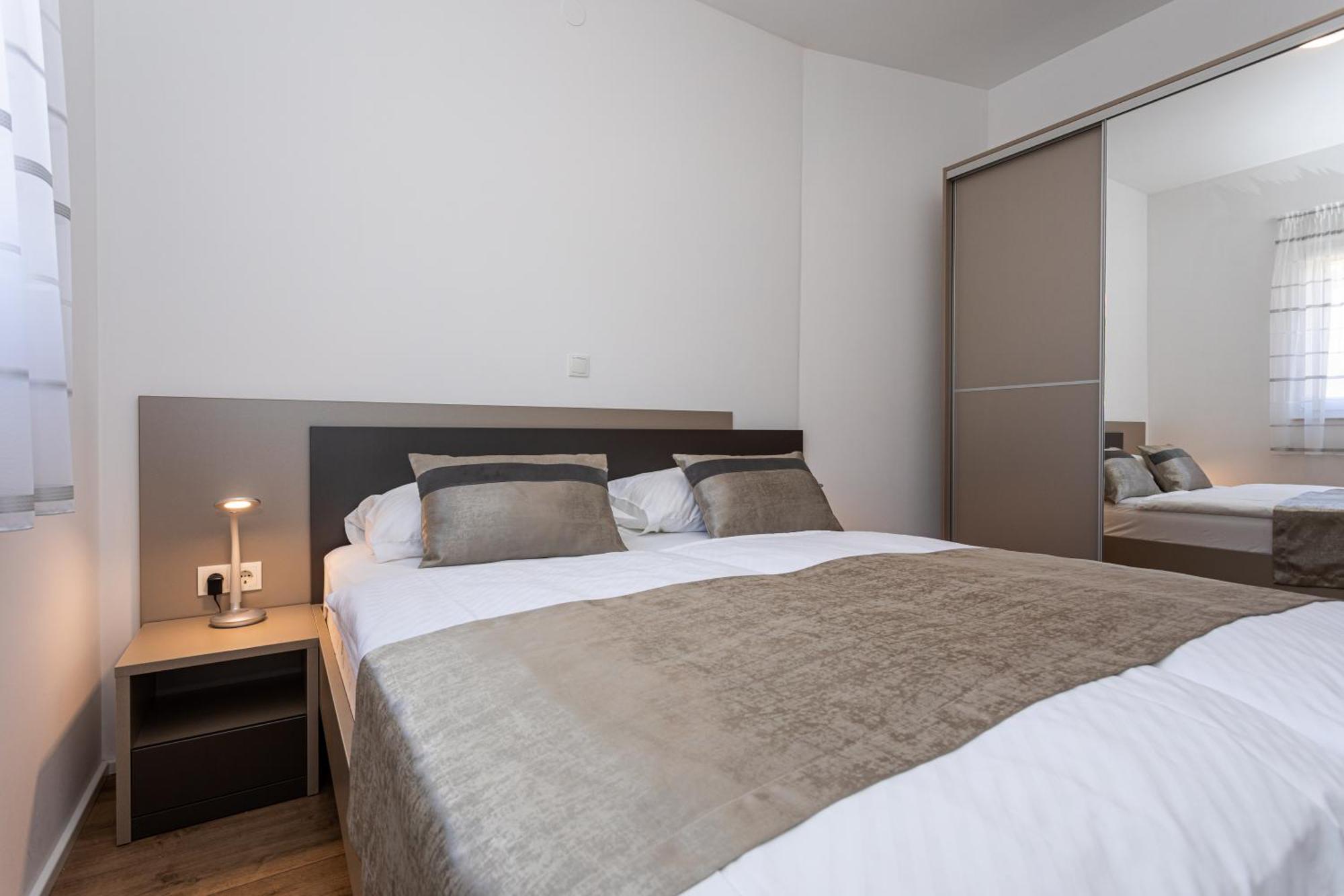 Apartments Crnekovic Tomislava 8A Baška Dış mekan fotoğraf